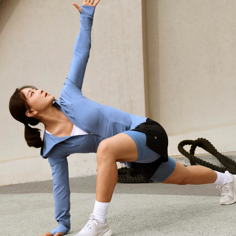 lululemon宣布贾玲加入品牌大使阵容，共同发起“夏日乐挑战”